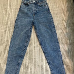 Women’s jeans size 2